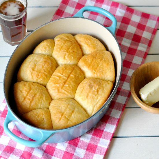 Amish Potato Rolls in Dutch Oven