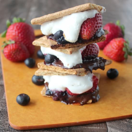 Grilled Berry S’Mores