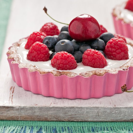 Simple no-bake fruit tarts