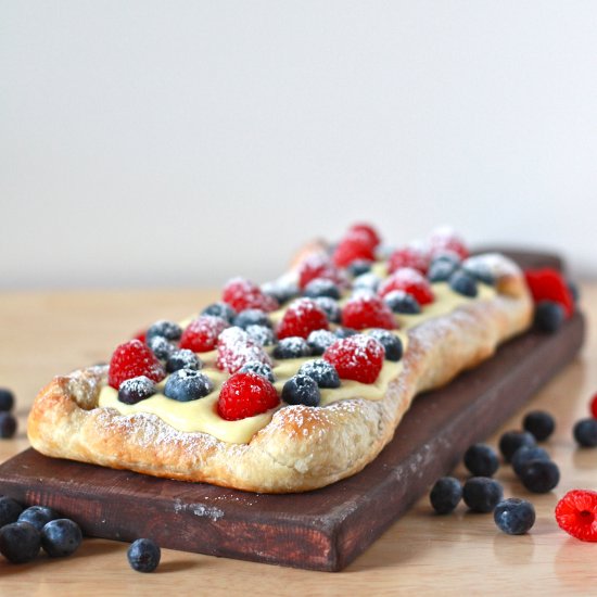 Berry Lemon Cheesecake Tart