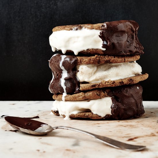 Amazing DIY Ice Cream Sandwiches