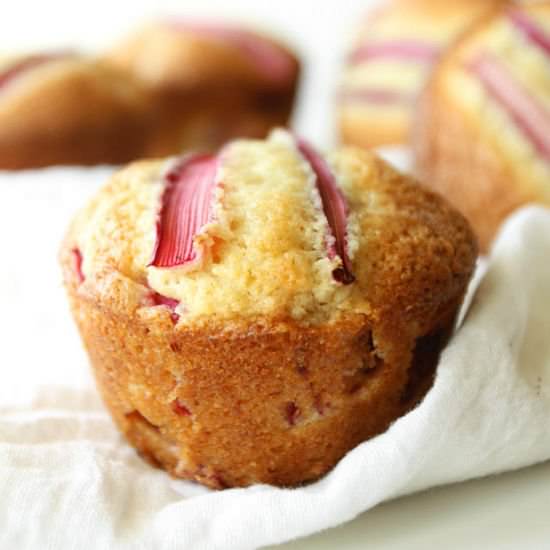 Brown Butter Rhubarb Muffins