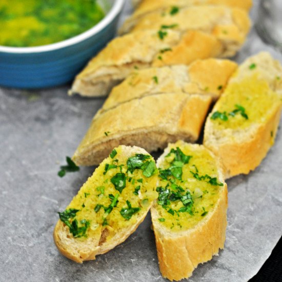 Garlic Parsley Butter Bread