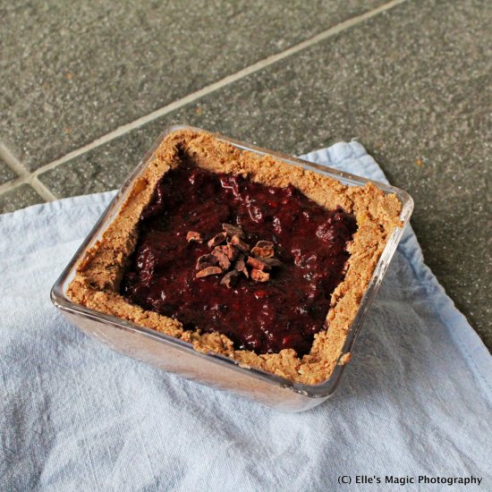 Raw Cream Pie with Blueberry Heart