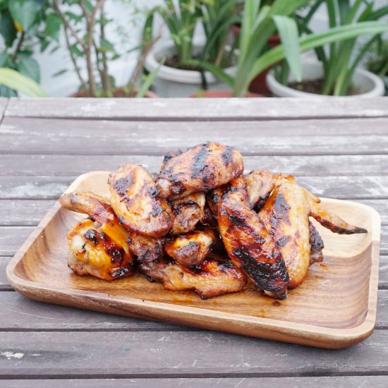 Grilled Sriracha Honey Wings