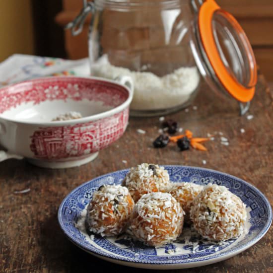 Carrot Cake Protein Balls