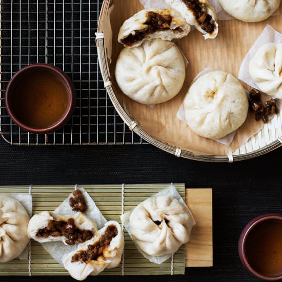 Steamed BBQ Pork Buns: Char Siu Bao