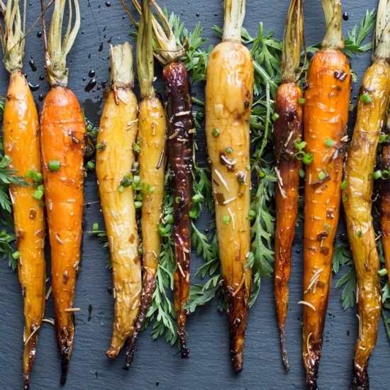 Roasted Carrots with Balsamic Glaze