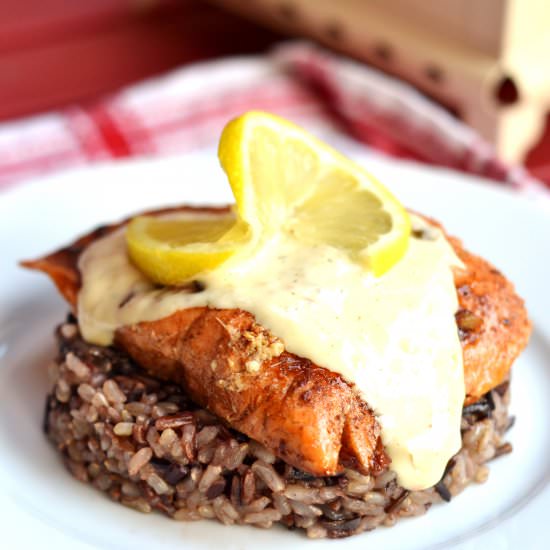 Chipotle Salmon with Spicy Aioli