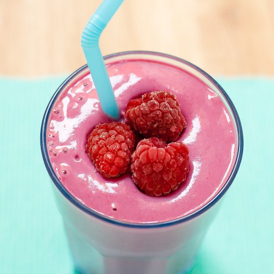 Raspberry Red Cabbage Smoothie