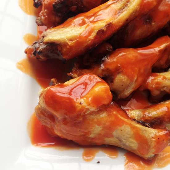 3 Ingredient Baked Buffalo Wings