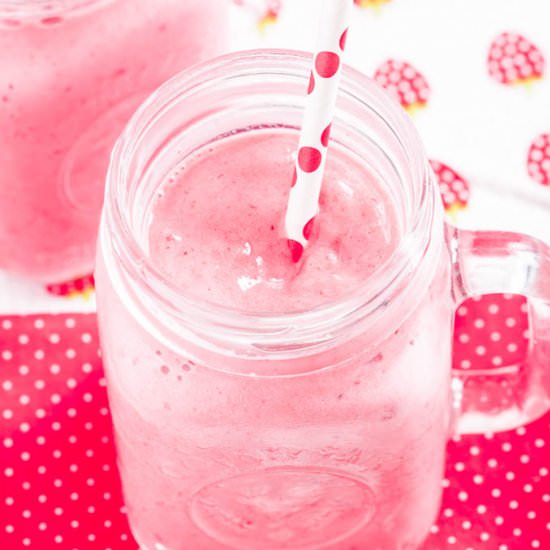 Strawberry julius smoothie