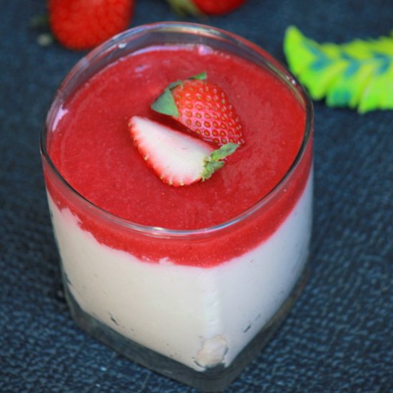 Eggless Strawberry Mousse