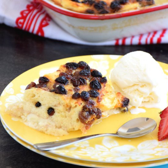 TRADITIONAL BREAD N BUTTER PUDDING