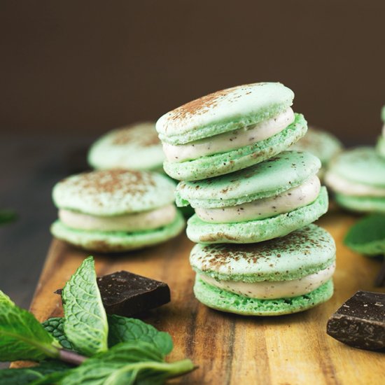 Mint Chocolate Chip Vegan Macarons