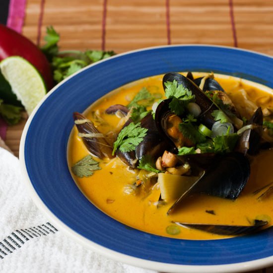 Thai Coconut Broth with Mussels