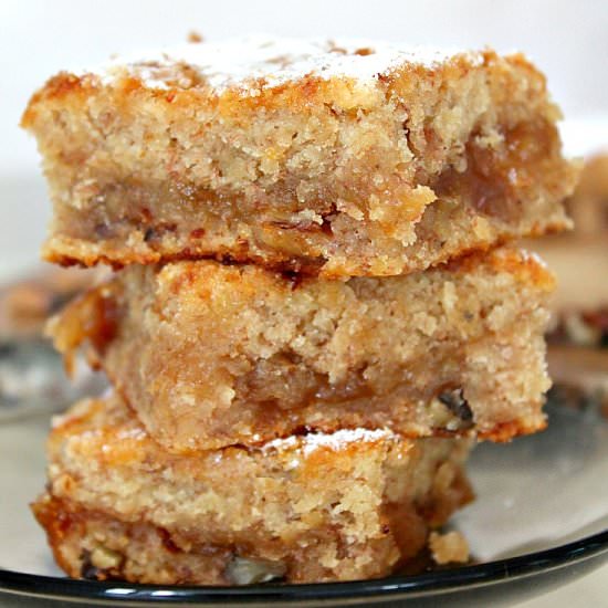 Vegan Banana Blondies with Caramel