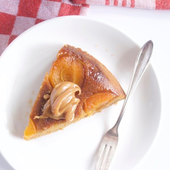 Caramelized apricot upsidedown cake