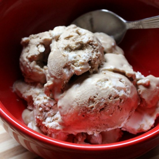 Homemade Root Beer Float Ice Cream