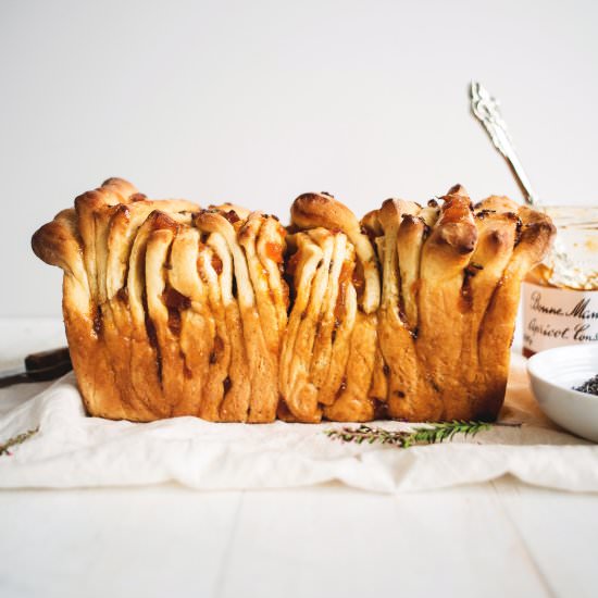 Marmalade Pull-Apart Bread