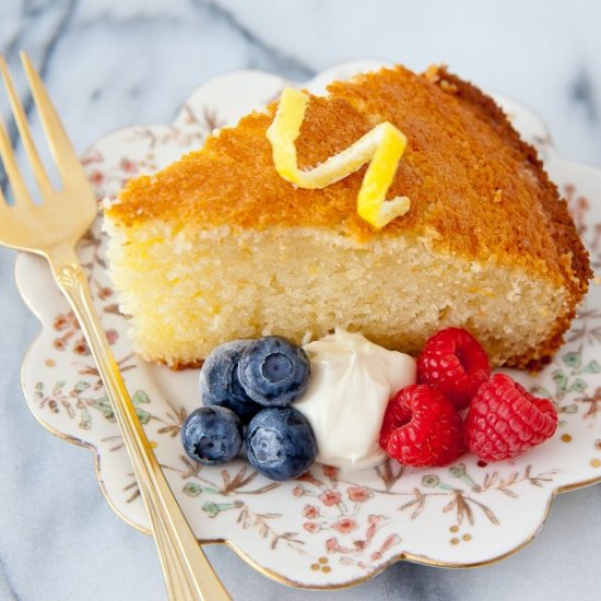 French “Gateau au Yaourt”