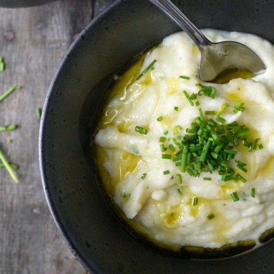 Roasted Garlic Cauliflower Mash