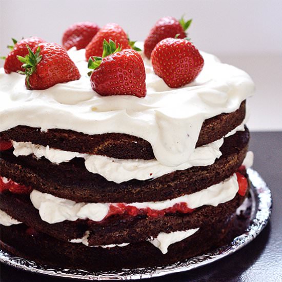 Fresh Strawberry Chocolate Cake