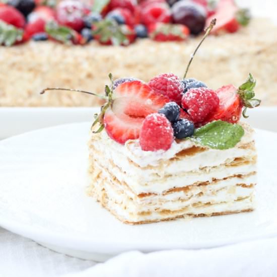 Layered Pastry Cake with Fruits