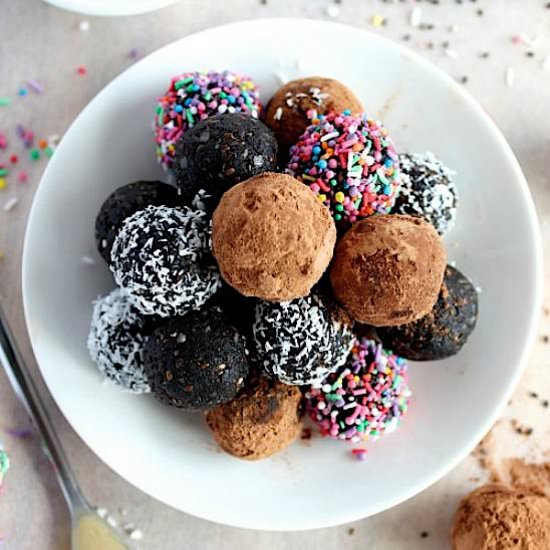 Chocolate Tahini Bliss Bites