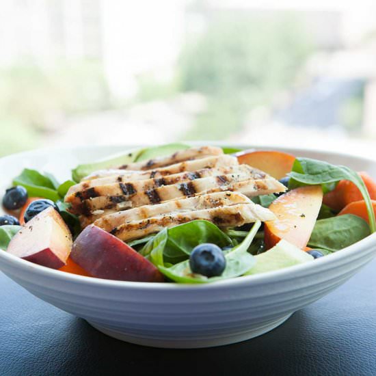 Spinach & Peaches Summer Salad