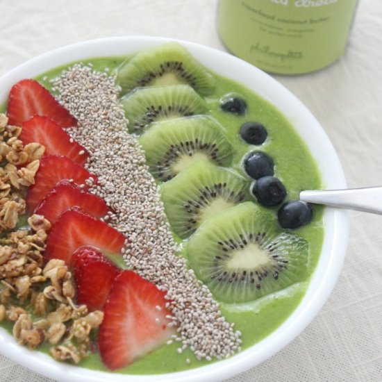 Matcha Green Tea Smoothie Bowl