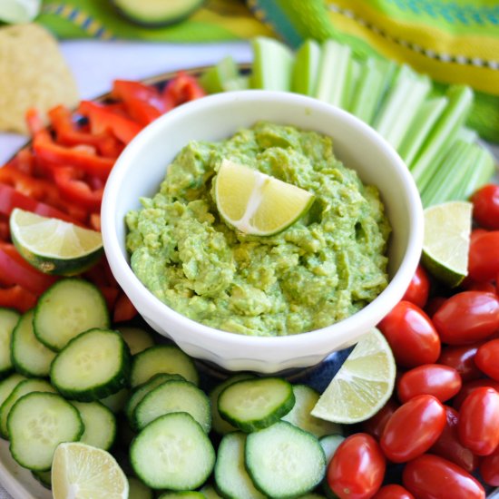 Easy 4-Ingredient Guacamole