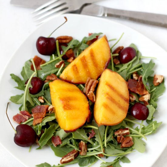 Grilled Peach and Arugula Salad