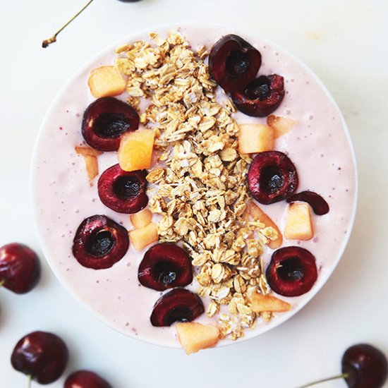 Cherry Banana Smoothie Bowl