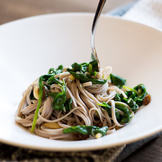 Buckwheat Noodles, Spinach, Raisins