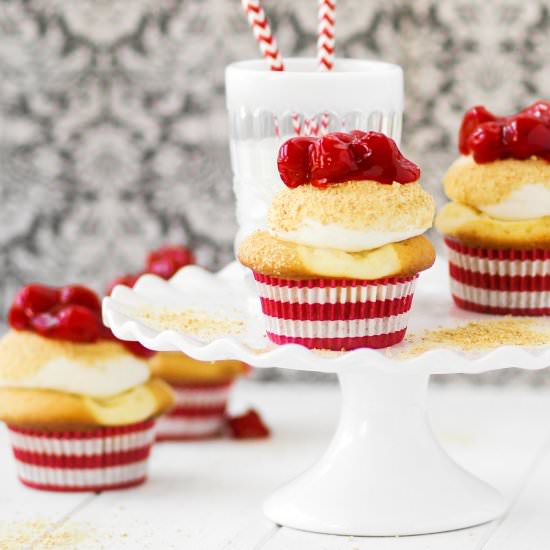 Cherry Cheesecake Cupcakes