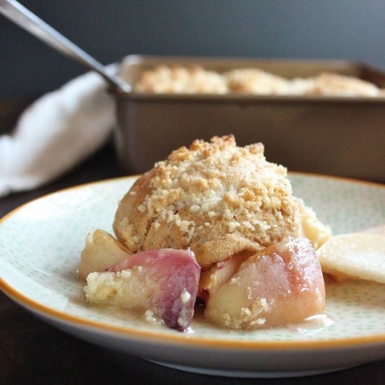 Peach cobbler with almond streusel