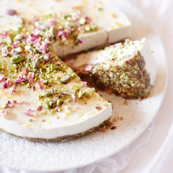 Raw Baklava Cheesecake