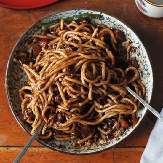 Jjajangmyeon 짜장면