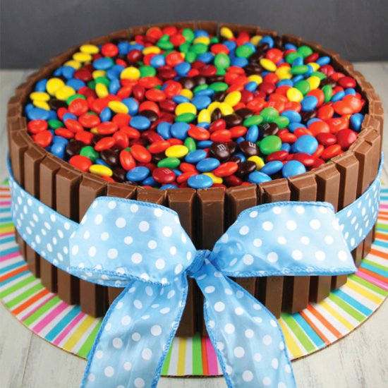 Kit Kat Cake