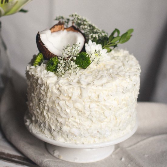 Coconut Bounty Cake