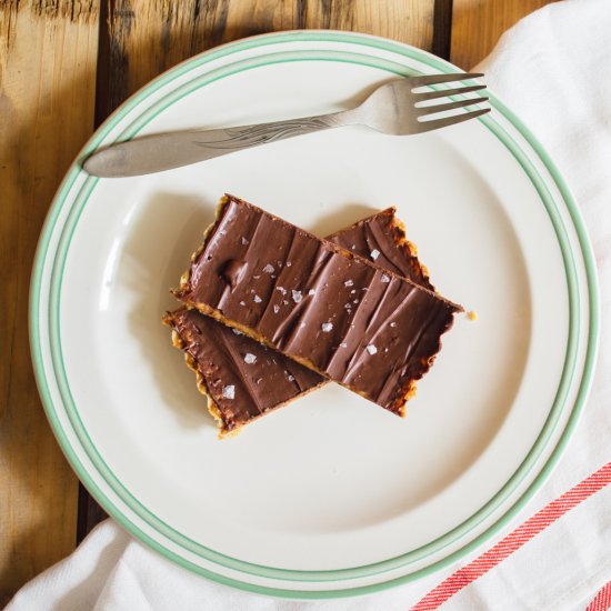 Shortbread Bars with Salted Caramel