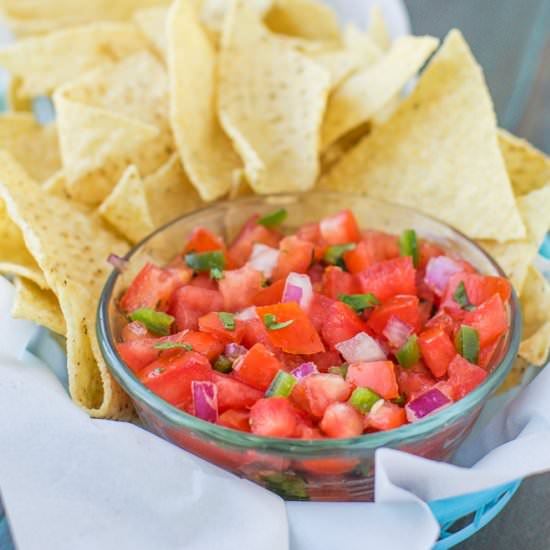 Tomato Salsa (Chipotle Copycat)