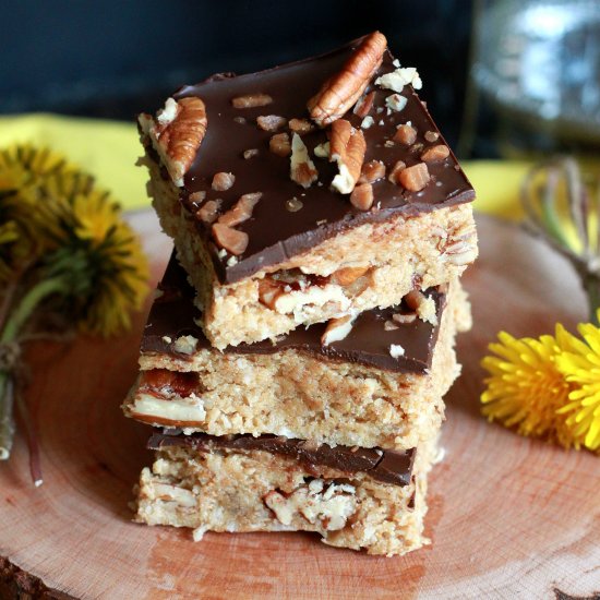 Butter Pecan Protein Bars