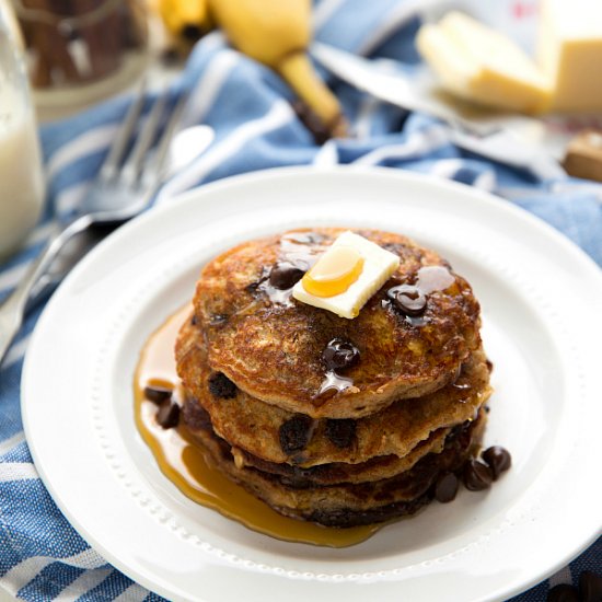 Flourless Oatmeal Cookie Pancakes