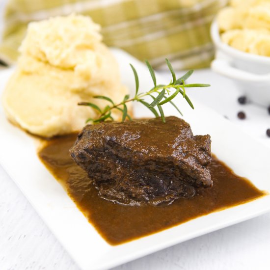 Beef cheeks braised in red wine