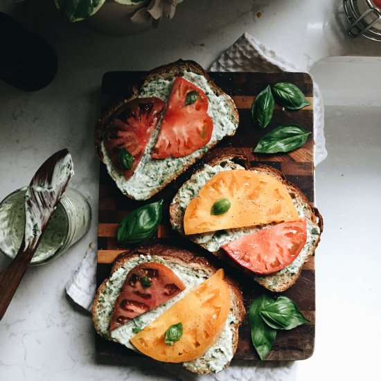 Heirloom Tomato Sandwiches