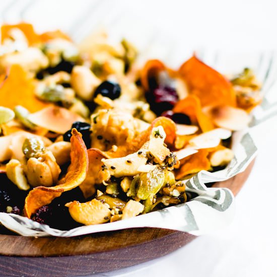 Honey Nut & Sweet Potato Snack Mix