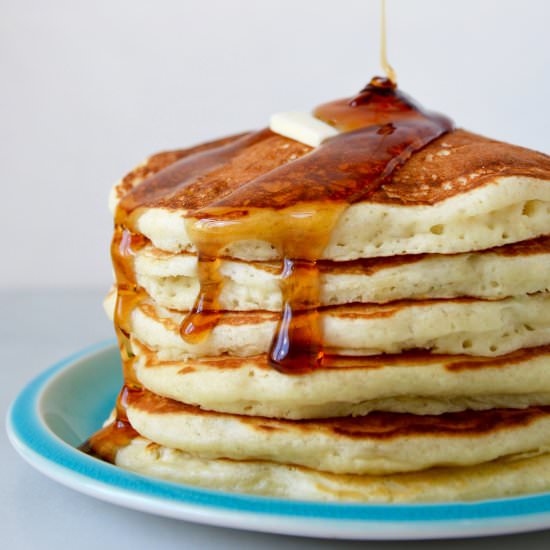 Light & Fluffy Buttermilk Pancakes