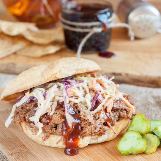 Slow Cooker Pulled Pork Sandwich